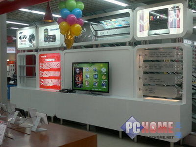 电子计算机的四代演进及其对电子产品销售的影响